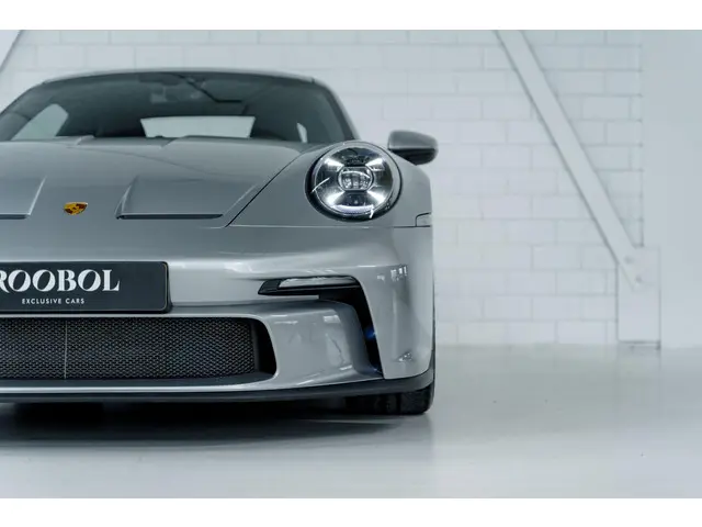 Porsche 911 4.0 GT3 Touring 2021 Benzine 31