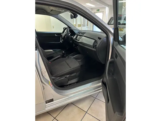 Škoda Fabia Combi 1.2 TSI Drive 2017 Benzine 10