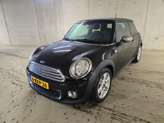 MINI One 2