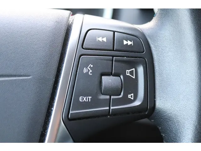 Volvo V40 2.0 T2 Nordic+ 2018 Benzine 28