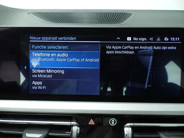 BMW 3 Serie Touring 330e 2022 Hybride Benzine 34