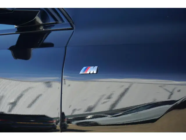 BMW X6 xDrive40i 2022 Benzine 12