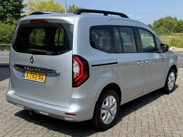 Renault Kangoo 1.3 TCe 100 Luxe L1 2022 Benzine 6