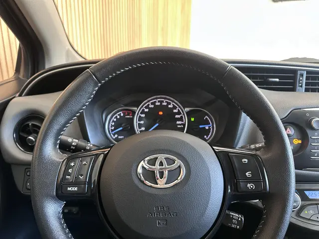 Toyota Yaris 1.0 VVT-i Y20 2018 Benzine 4