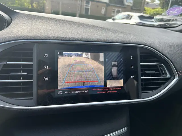 Peugeot 308 SW 1.2 Turbo 130 PK GT 2020 Benzine 14