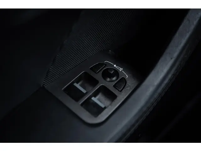 Jaguar F-Type 3.0 V6 S Convertible 2013 Benzine 40