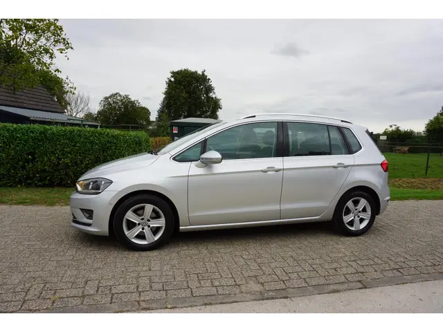 Volkswagen Golf Sportsvan 1.4 TSI Highline 2015 Benzine 3