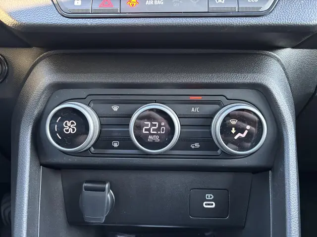 Dacia Sandero 1.0 TCe 90 Journey 2025 Benzine 11