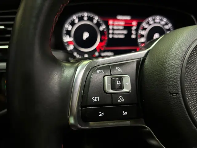 Volkswagen Golf 2.0 TSI GTI Performance 2018 Benzine 19