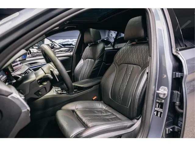 BMW 5 Serie 540i High Executive Edition 2019 Benzine 29