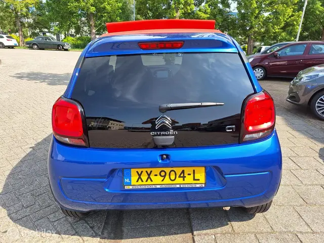 Citroën C1 1.0 VTi AIRSCAPE Urban Ride 2019 Benzine 10