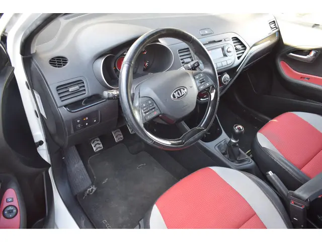 Kia Picanto 1.2 CVVT SportsLine 2015 Benzine 10