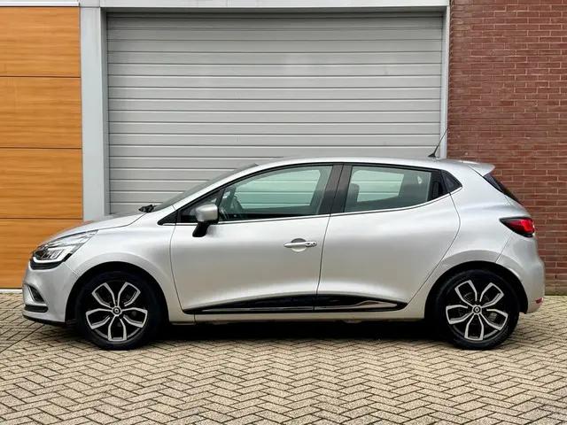 Renault Clio 1.2 TCe Intens Automaat 2017 Benzine 6