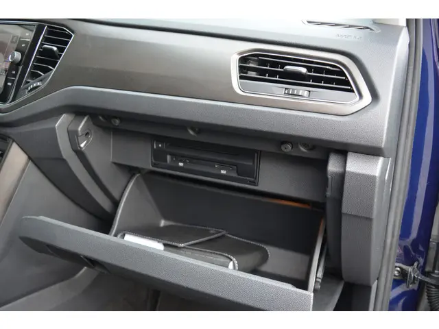 Volkswagen T-Roc 1.5 TSI Sport 2018 Benzine 20