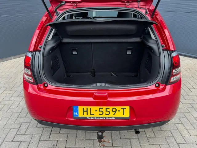 Citroën C3 1.0 PureTech Airco / Nap / Trekhaak 2015 Benzine 13
