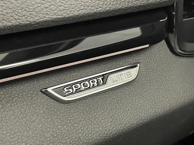Škoda Karoq 1.5 TSI ACT Sportline Business 2020 Benzine 44