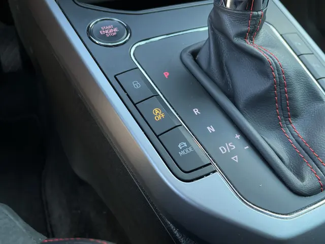 SEAT Arona TSI 115 pk FR Limited Edition 2020 Benzine 25