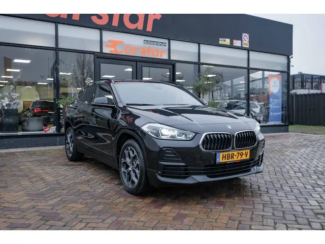 BMW X2 SDrive18i High Executive|Navi|Camera|18'' 2023 Benzine 3