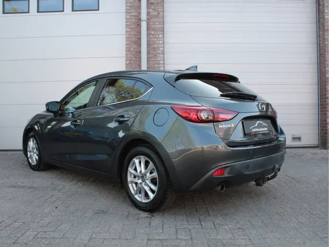 Mazda 3 2.0 Skylease 2016 Benzine 7
