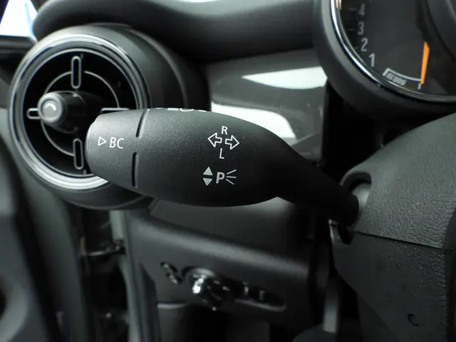 MINI 3-Deurs One 2021 Benzine 19
