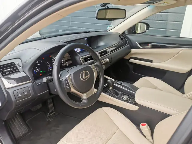 Lexus GS 3