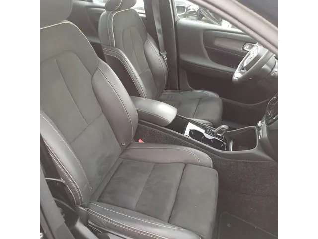 Volvo XC40 Recharge P8 AWD R-Design 2020 Elektrisch 17