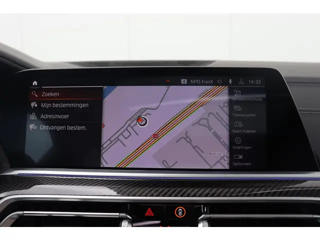 BMW X6 M50i High Executive 2021 Benzine 26