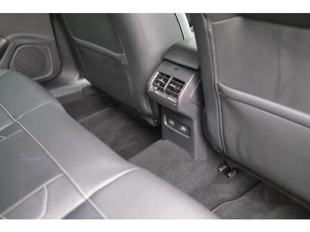 Citroën C4 PT 130 Shine 2021 Benzine 13