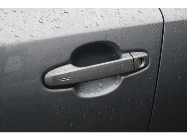 Toyota C-HR 1.8 Hybrid Style 2022 Hybride Benzine 11