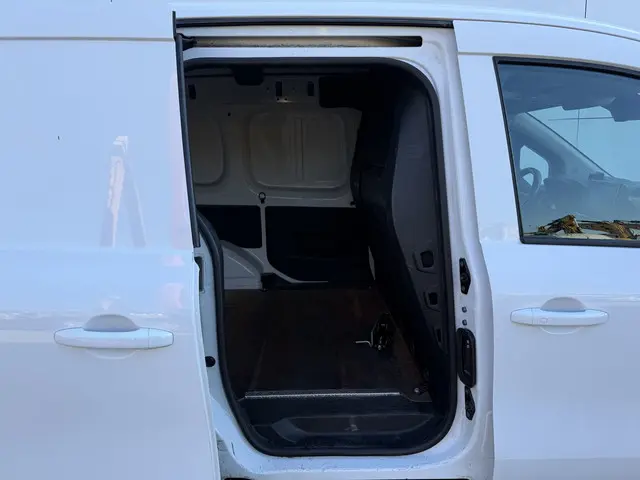 Nissan Townstar 1.3 TCe 130PK 2022 Benzine 9