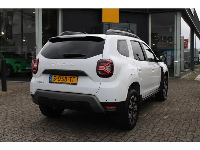 Dacia Duster TCe 130 Journey 2023 Benzine 4