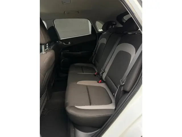 Hyundai Kona 1.0T Fashion CarPlay Camera 2018 Benzine 6