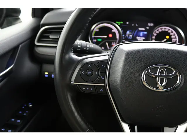Toyota Camry 2.5 Hybrid Executive 2019 Hybride Benzine 18