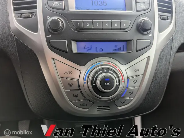 Hyundai ix20 1.4i Go! 2015 Benzine 25