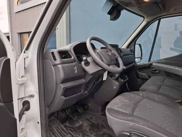 Opel Movano 2.3 Turbo L2H2 DC 2022 Diesel 17