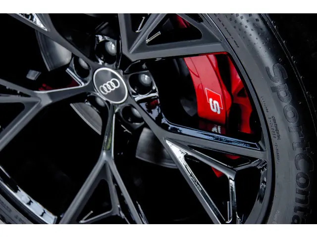 Audi SQ8 4.0 TFSI 2023 Benzine 16
