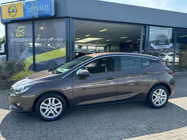 Opel Astra 2