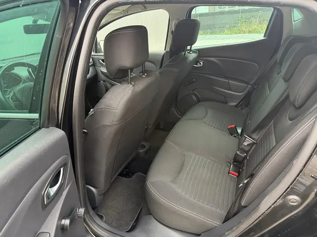 Renault Clio 0.9 TCe Limited Nwe ketting 2016 Benzine 12