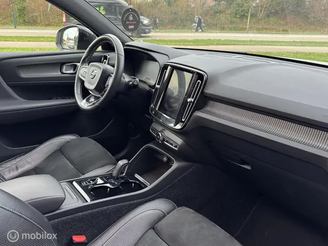 Volvo XC40 1.5 T3 R-Design ACC|Nav|Pano| 2019 Benzine 11