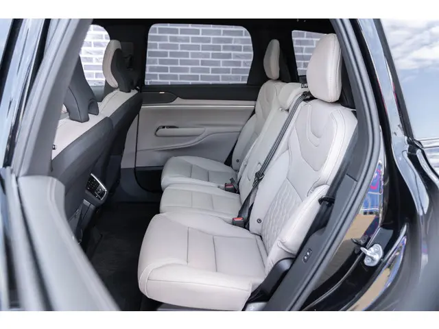 Volvo EX90 Twin Motor Ultra 2025 Elektrisch 8