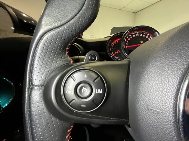 MINI Cooper Mini 2.0 John Works Chili 2019 Benzine 22