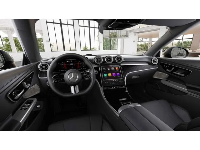 Mercedes-Benz CLE Cabriolet 200 AMG Line 2025 Benzine 3
