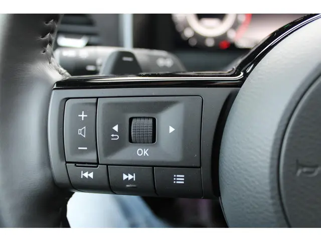 Nissan QASHQAI 1.3 MHEV Xtronic Tekna + 2025 Benzine 11