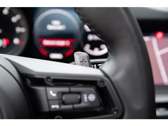 Porsche 911 3.0 Carrera 2020 Benzine 46