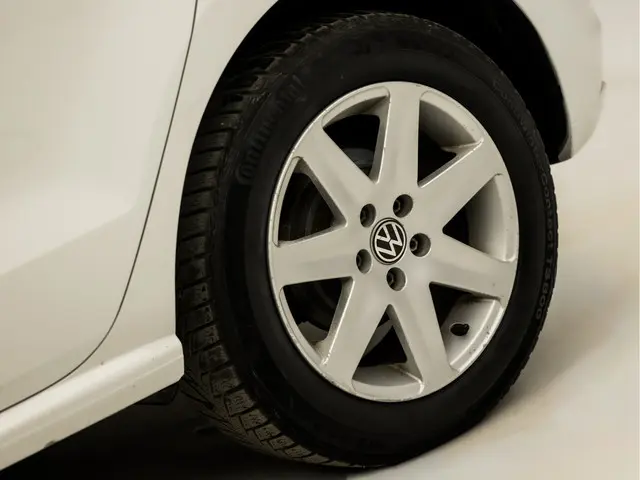 Volkswagen Polo 1.0 Sportline 2015 Benzine 27