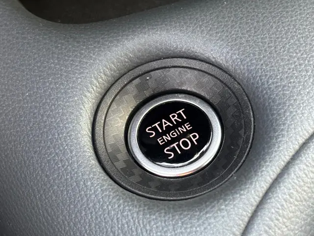 Nissan Juke DIG-T 117 MT N-Connecta 2020 Benzine 25