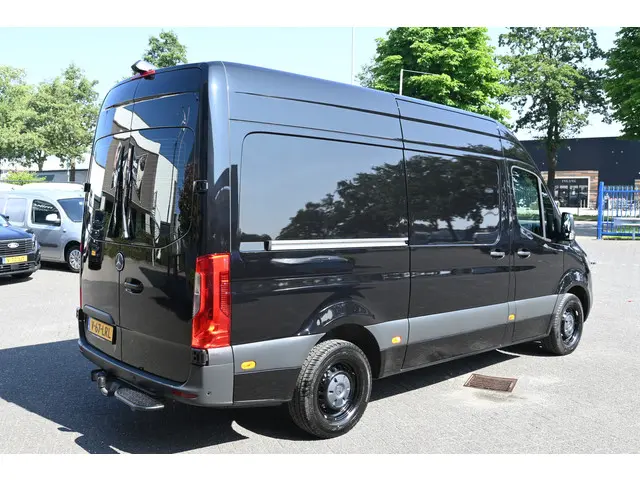 Mercedes-Benz Sprinter 319 CDI 3.0 V6 L2H2 2021 Diesel 3