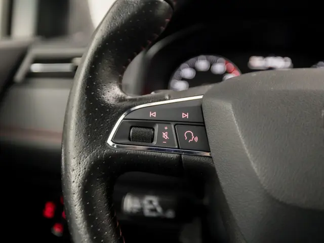 SEAT Arona 1.0 TSI FR Intense Sport 2019 Benzine 18