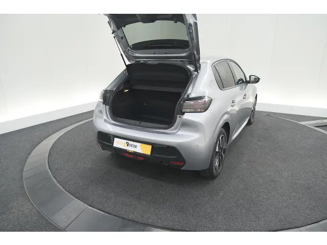 Peugeot 208 PureTech 100 Allure Pack 2023 Benzine 58