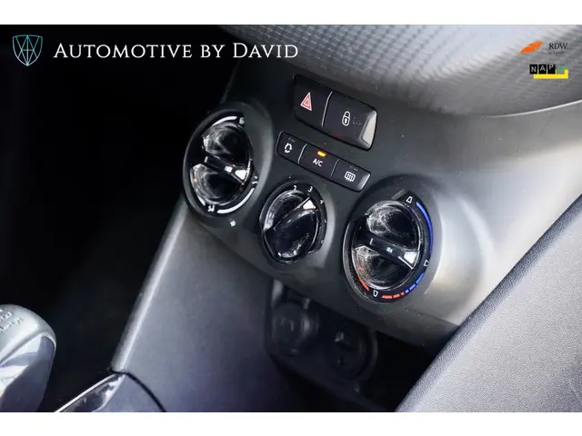 Peugeot 2008 1.2 VTi 82 pk ACTIVE 2014 Benzine 16